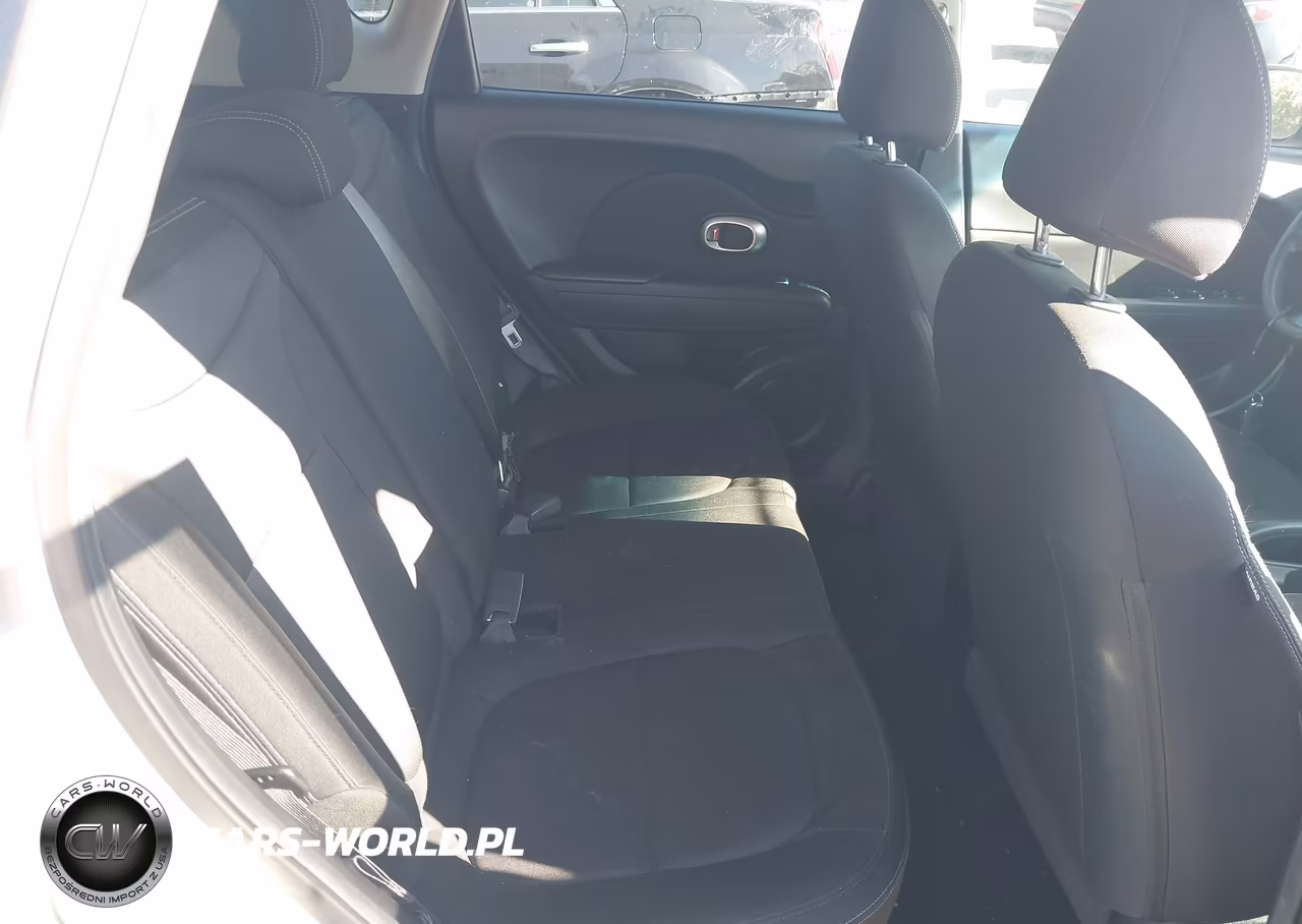 2018 Kia Soul VIN:KNDJN2A27J7505141 - 8