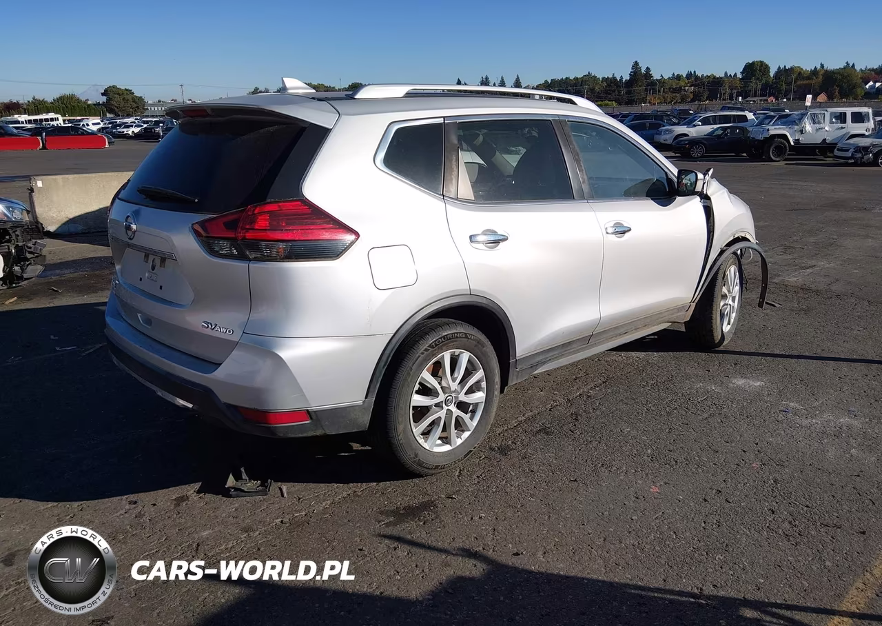 2017 Nissan Rogue Sv VIN:KNMAT2MV2HP543799 - 4