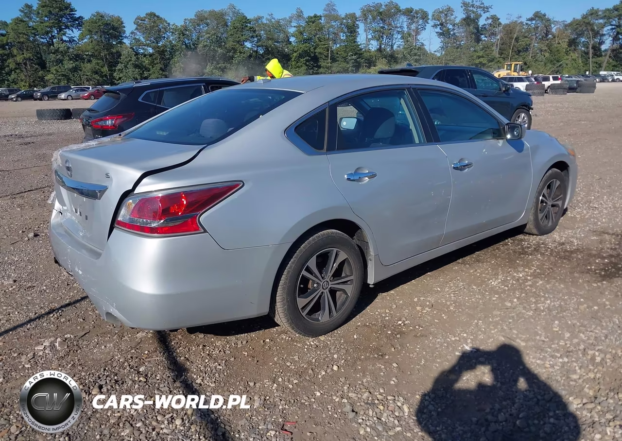 2015 Nissan Altima 2.5-2.5 S-2.5 Sl-2.5 Sv VIN:1N4AL3APXFN900933 - 4