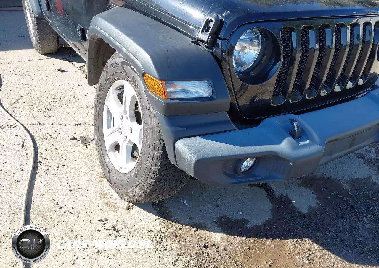 2020 Jeep Wrangler Unlimited Sport S 4X4 VIN:1C4HJXDG8LW342216 - 18