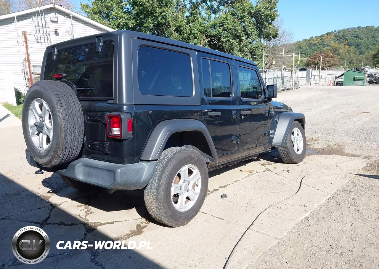 2020 Jeep Wrangler Unlimited Sport S 4X4 VIN:1C4HJXDG8LW342216 - 4