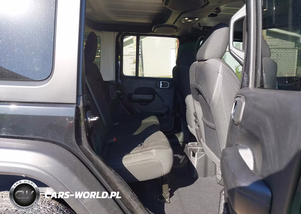 2020 Jeep Wrangler Unlimited Sport S 4X4 VIN:1C4HJXDG8LW342216 - 8