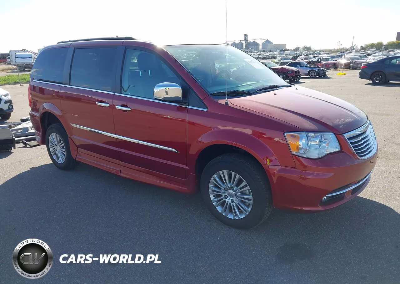 2015 Chrysler Town & Country Touring-L – zdjęcie 1 z 21