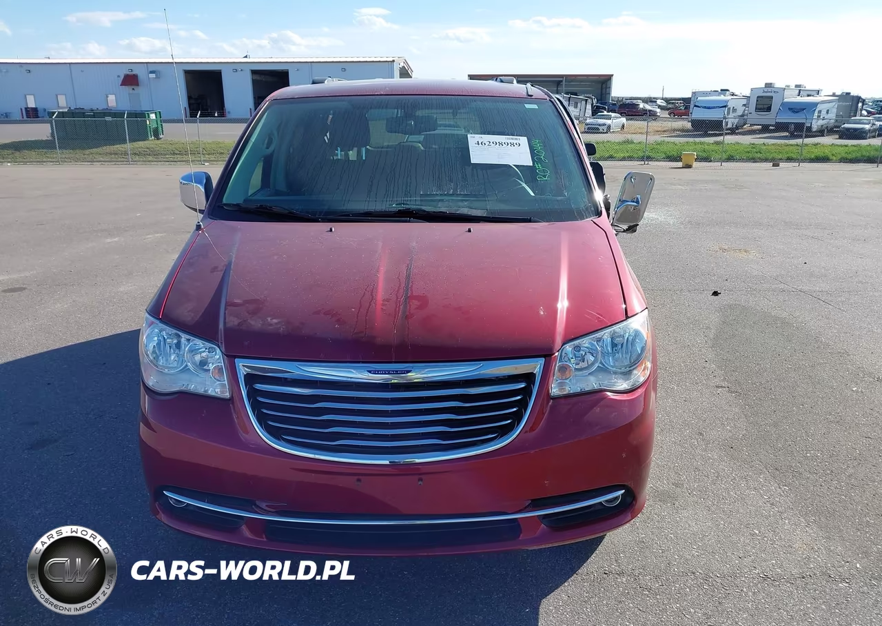 2015 Chrysler Town & Country Touring-L VIN:2C4RC1CG9FR583082 - 13