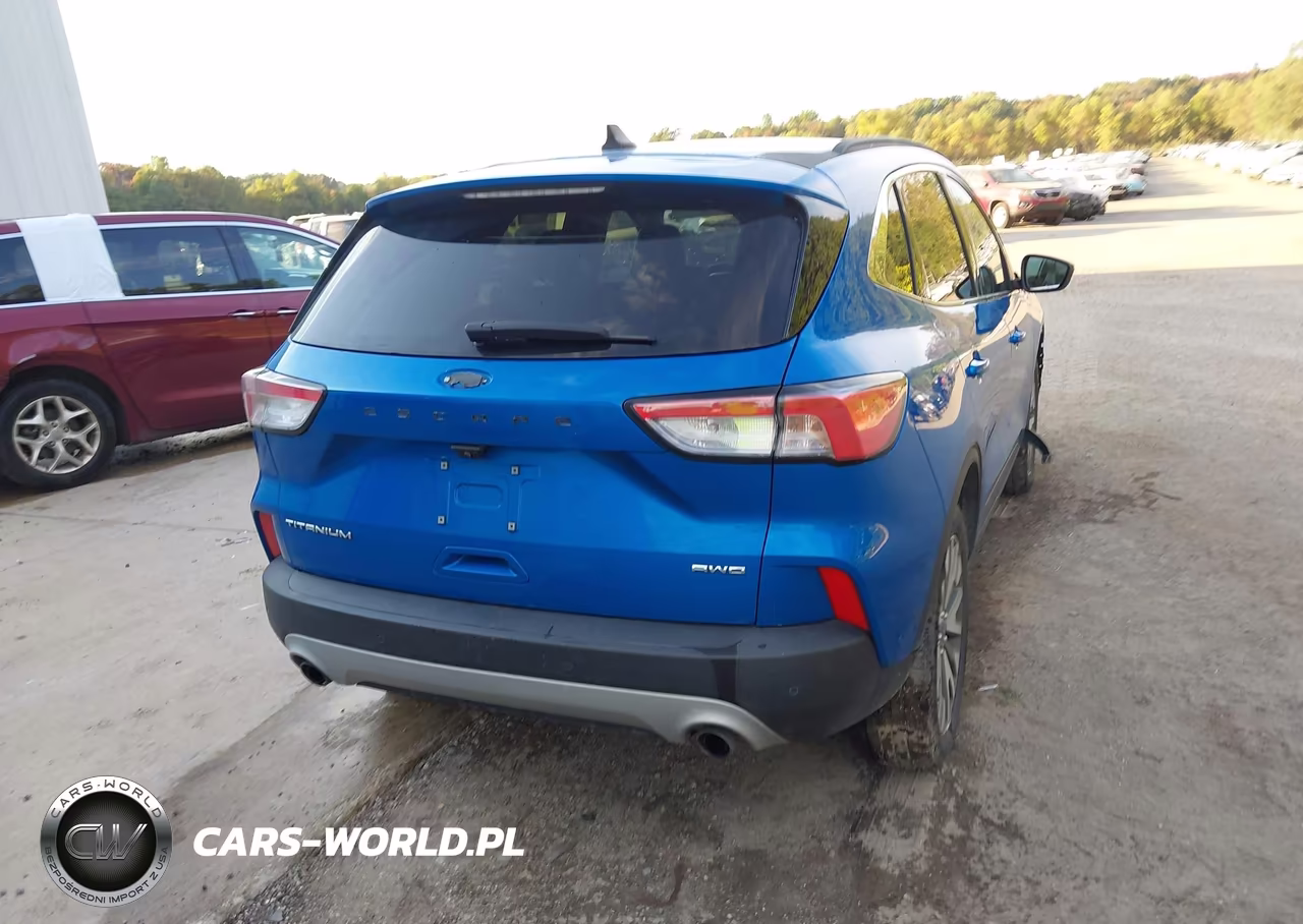 2021 Ford Escape Titanium VIN:1FMCU9J98MUB18407 - 17