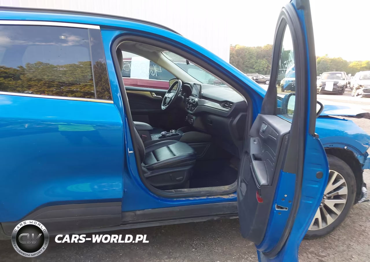 2021 Ford Escape Titanium VIN:1FMCU9J98MUB18407 - 5