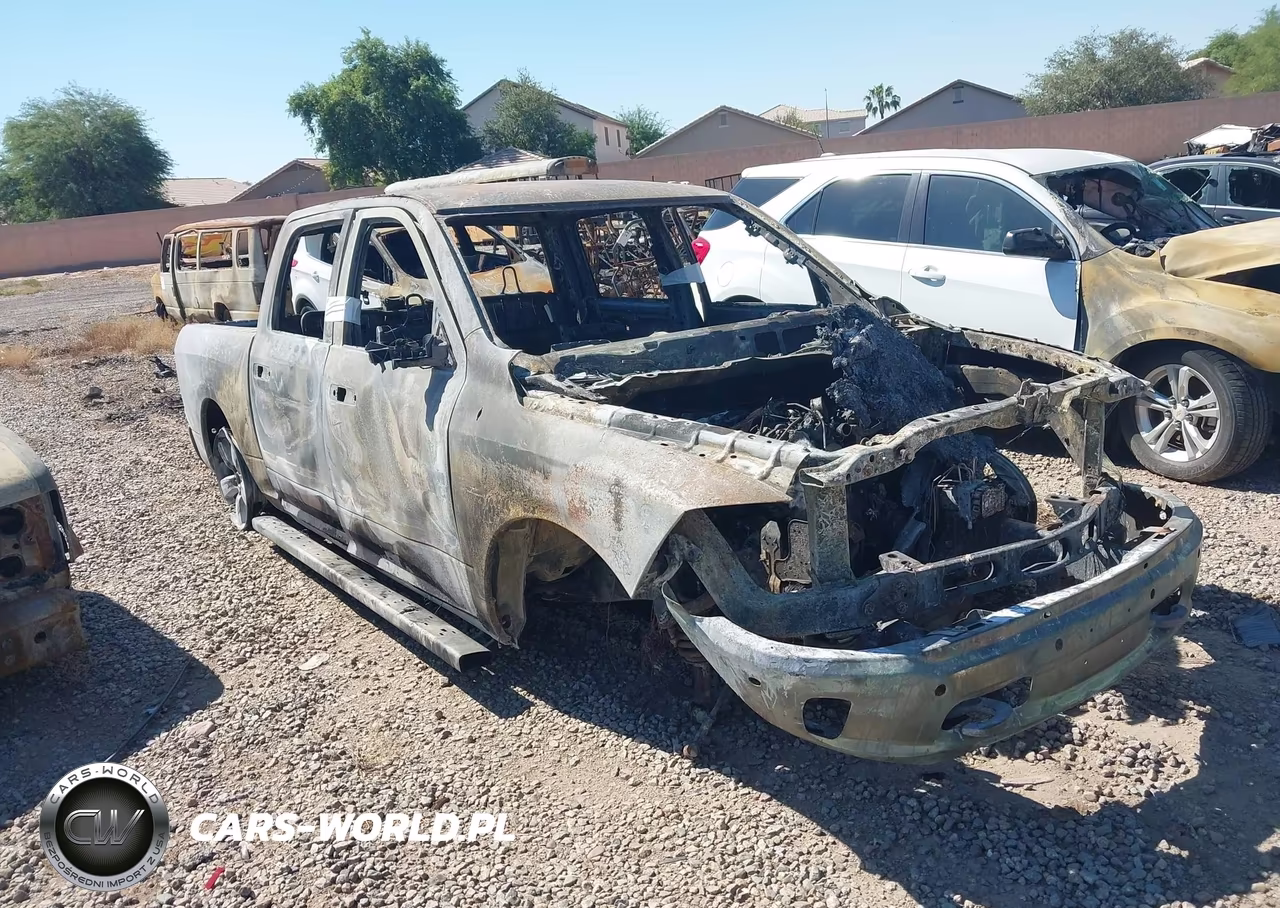 2015 Ram 1500 Big Horn VIN:1C6RR7LM5FS642822 - 1