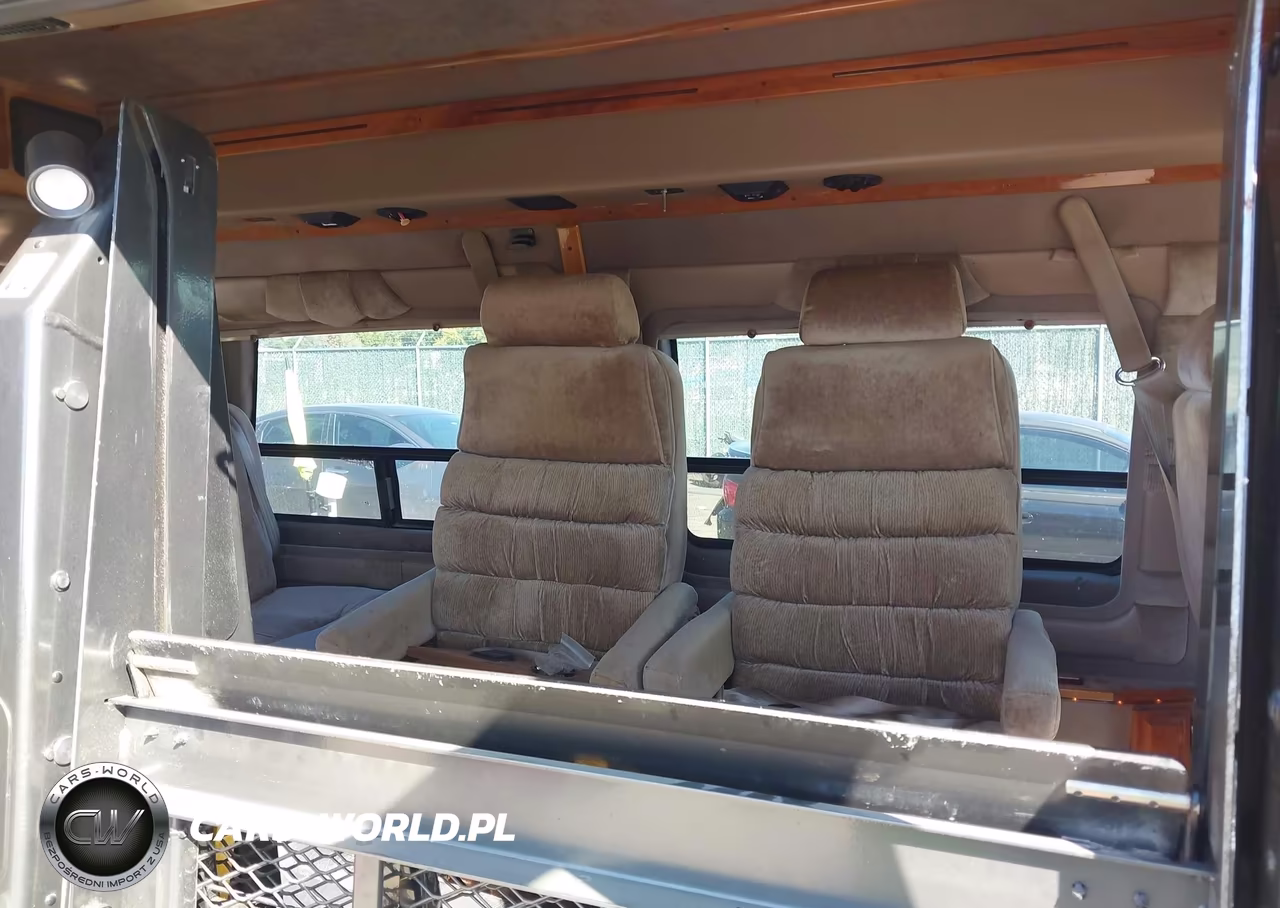 1995 Ford Econoline E150 Van VIN:1FDEE14N5SHC11732 - 8