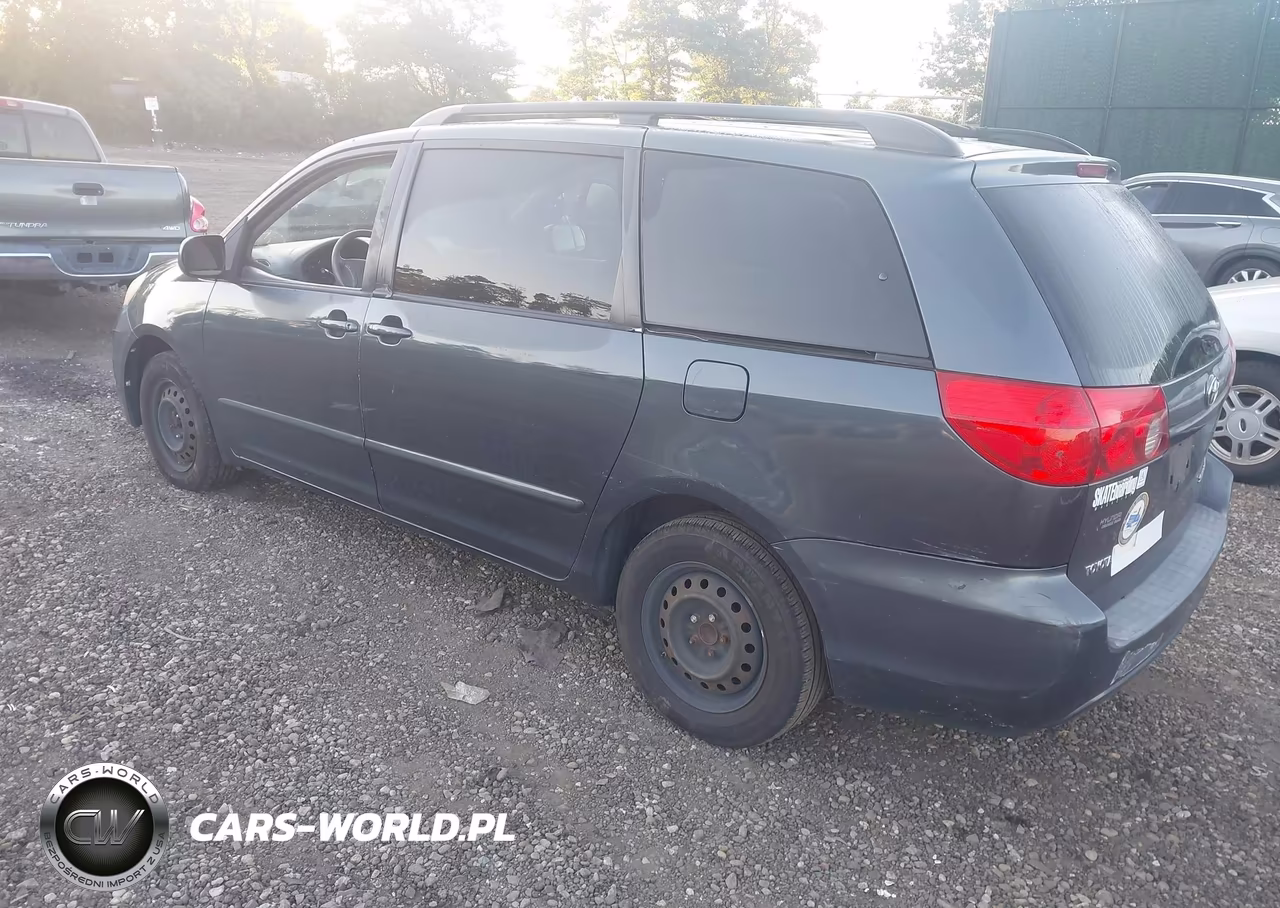 2009 Toyota Sienna Le VIN:5TDZK23CX9S287621 - 3