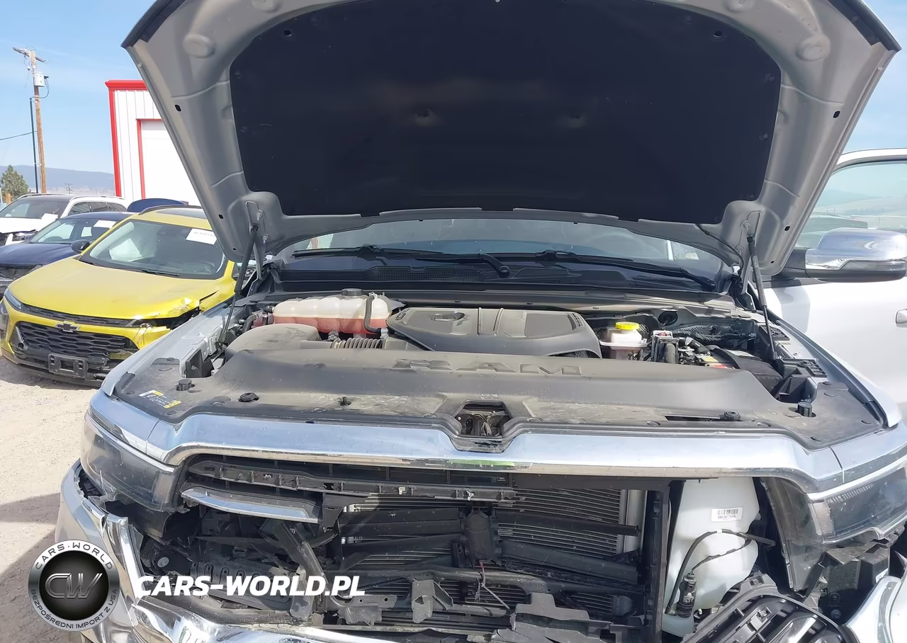 2026 Ram 1500 Laramie 4X4 5'7 Box VIN:1C6SRFJP1TN306748 - 10