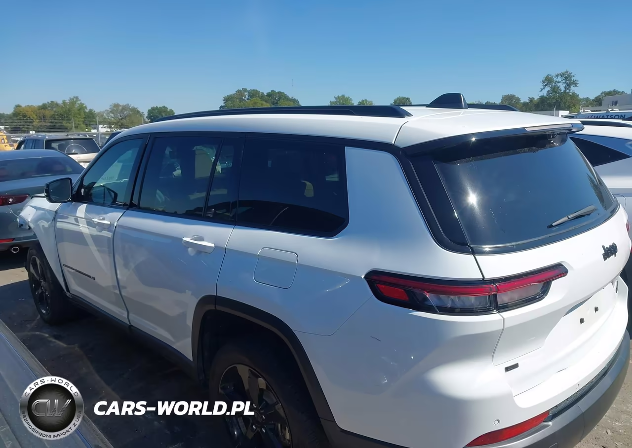 2023 Jeep Grand Cherokee L Limited 4X2 VIN:1C4RJJBG3P8740366 - 14