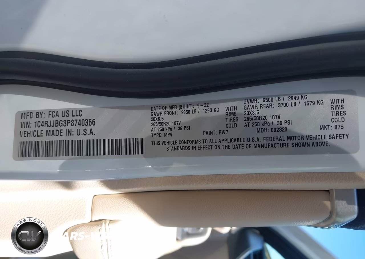 2023 Jeep Grand Cherokee L Limited 4X2 VIN:1C4RJJBG3P8740366 - 9