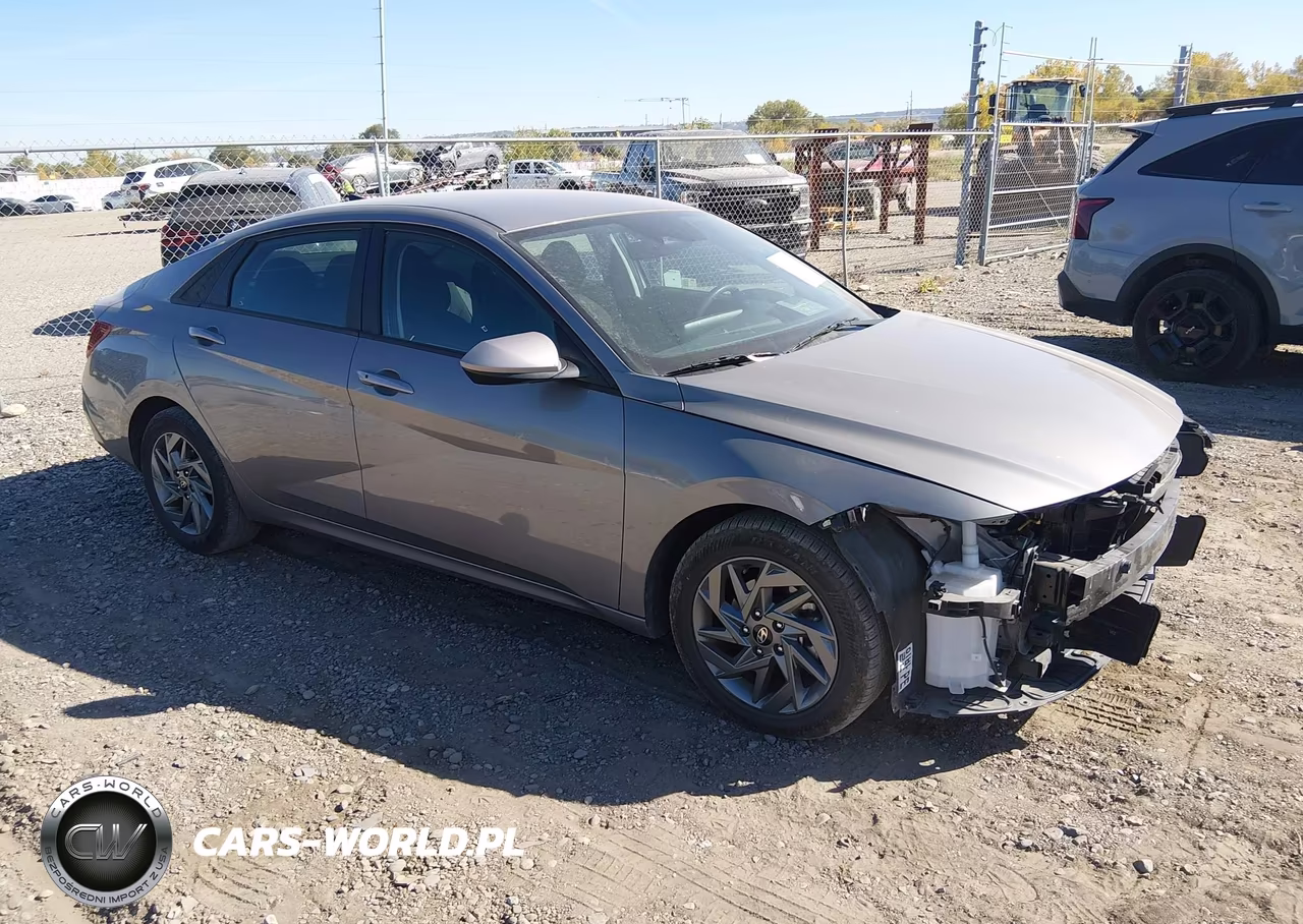 2024 Hyundai Elantra Sel