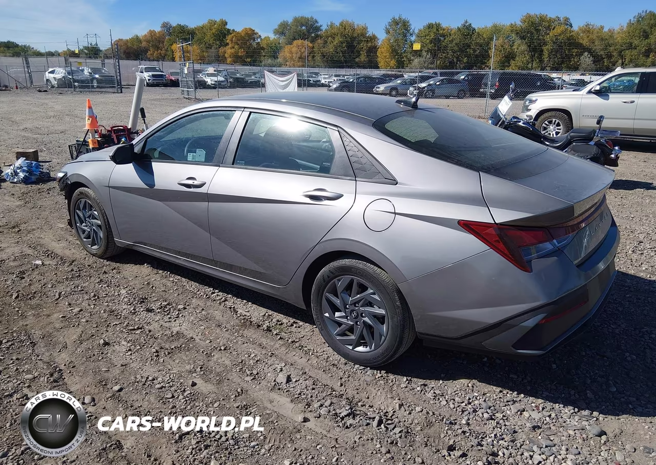 2024 Hyundai Elantra Sel VIN:KMHLM4DG6RU744025 - 3