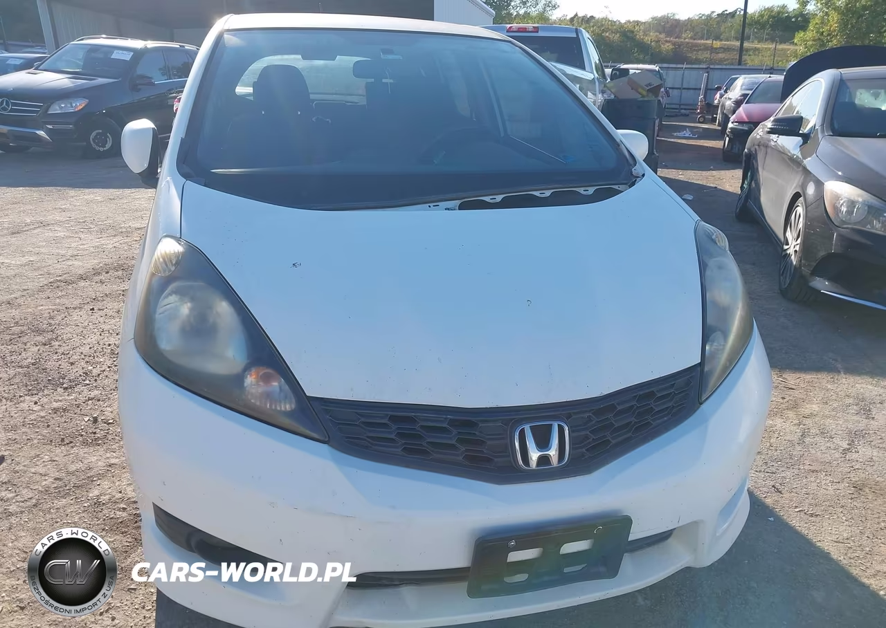 2012 Honda Fit Sport VIN:JHMGE8H57CC041791 - 13