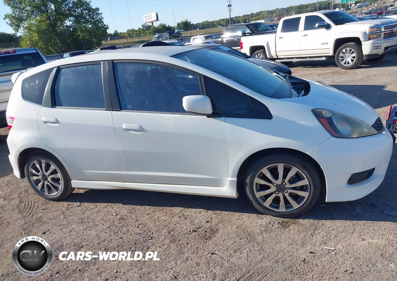 2012 Honda Fit Sport VIN:JHMGE8H57CC041791 - 14