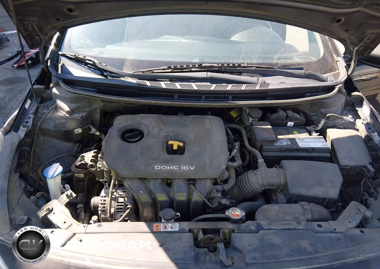 2018 Kia Forte S VIN:3KPFL4A73JE188431 - 10