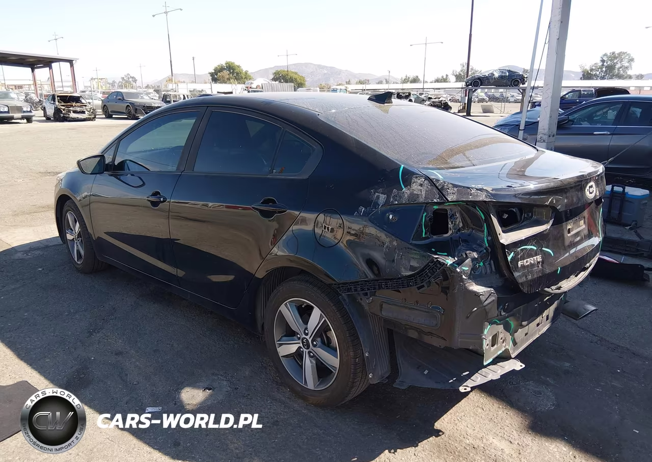 2018 Kia Forte S VIN:3KPFL4A73JE188431 - 3