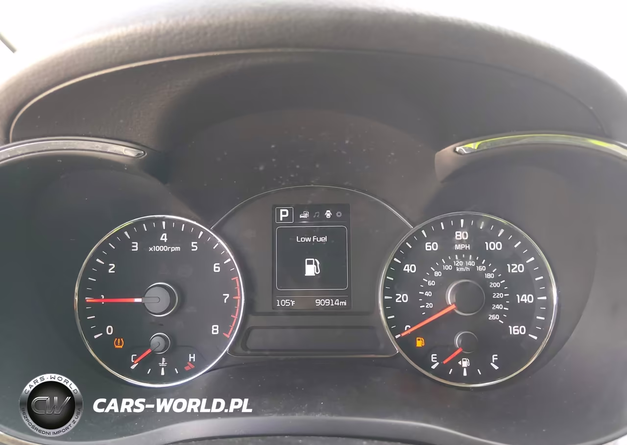 2018 Kia Forte S VIN:3KPFL4A73JE188431 - 7
