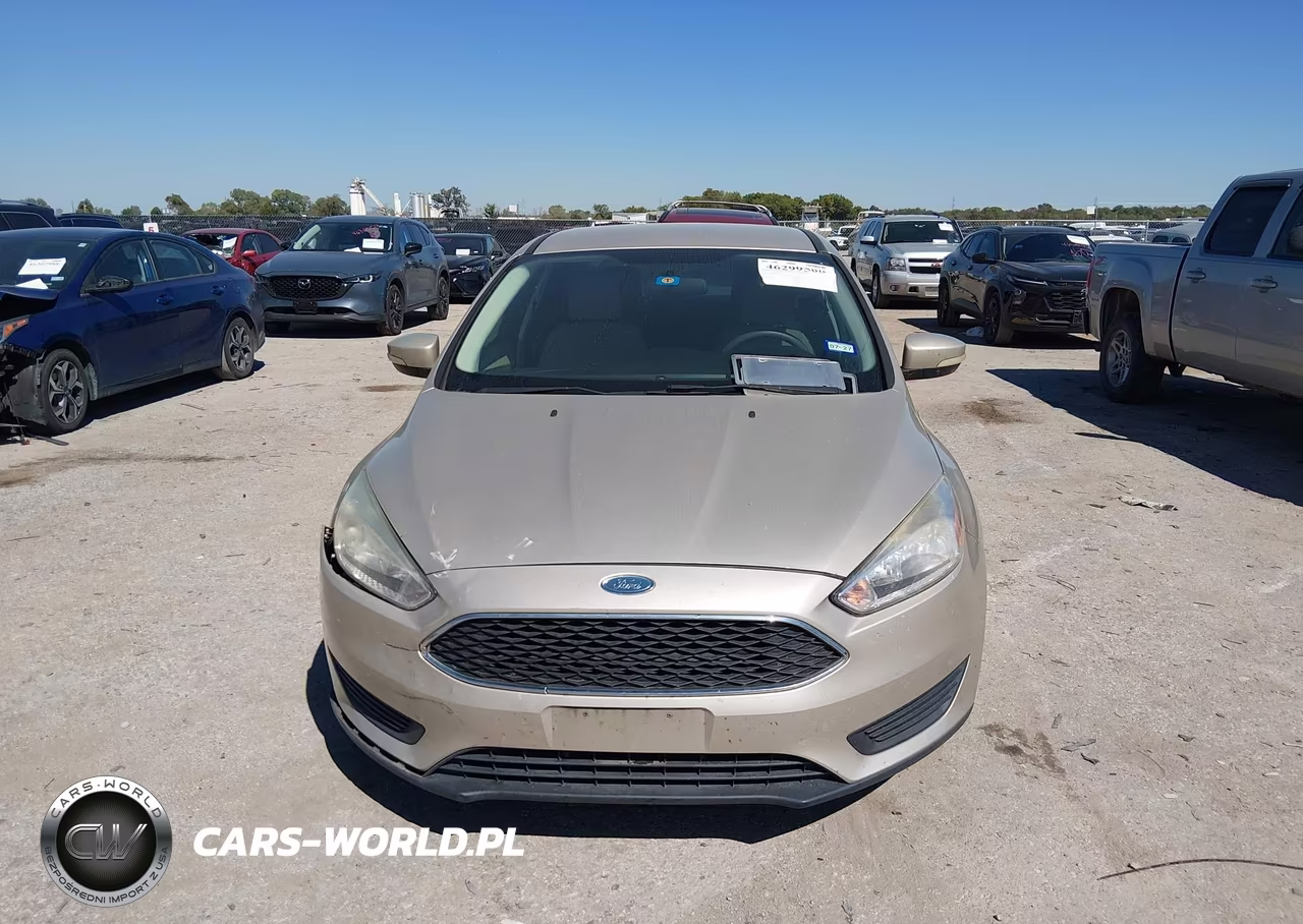 2017 Ford Focus Se VIN:1FADP3F2XHL263362 - 12