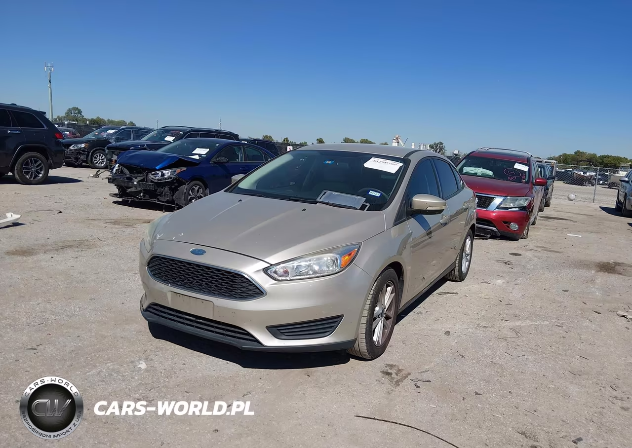 2017 Ford Focus Se VIN:1FADP3F2XHL263362 - 2