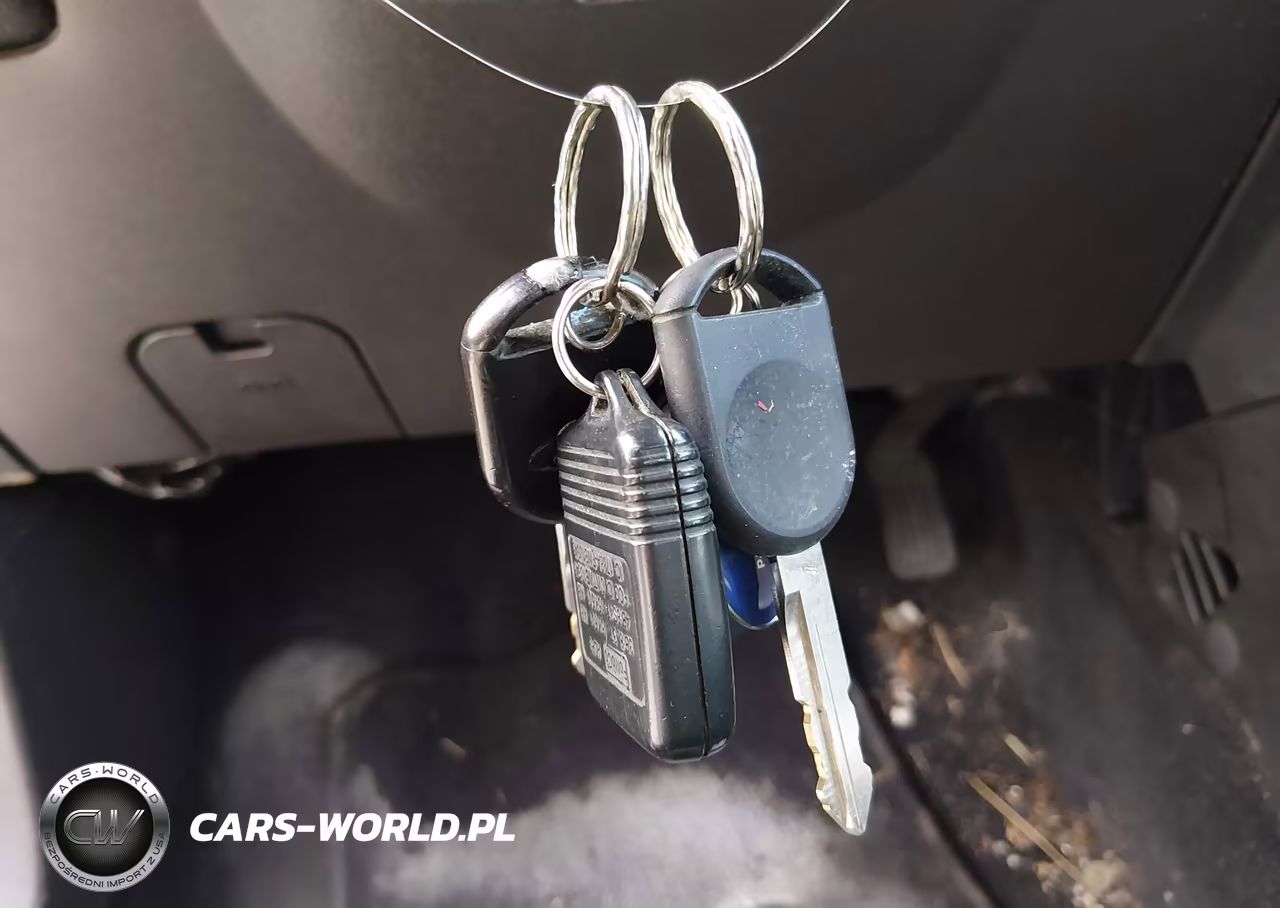 2008 Ford Focus Se-Ses VIN:1FAHP35N38W287899 - 11