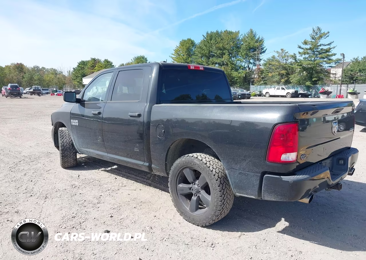 2015 Ram 1500 Express VIN:1C6RR7KT7FS625979 - 3