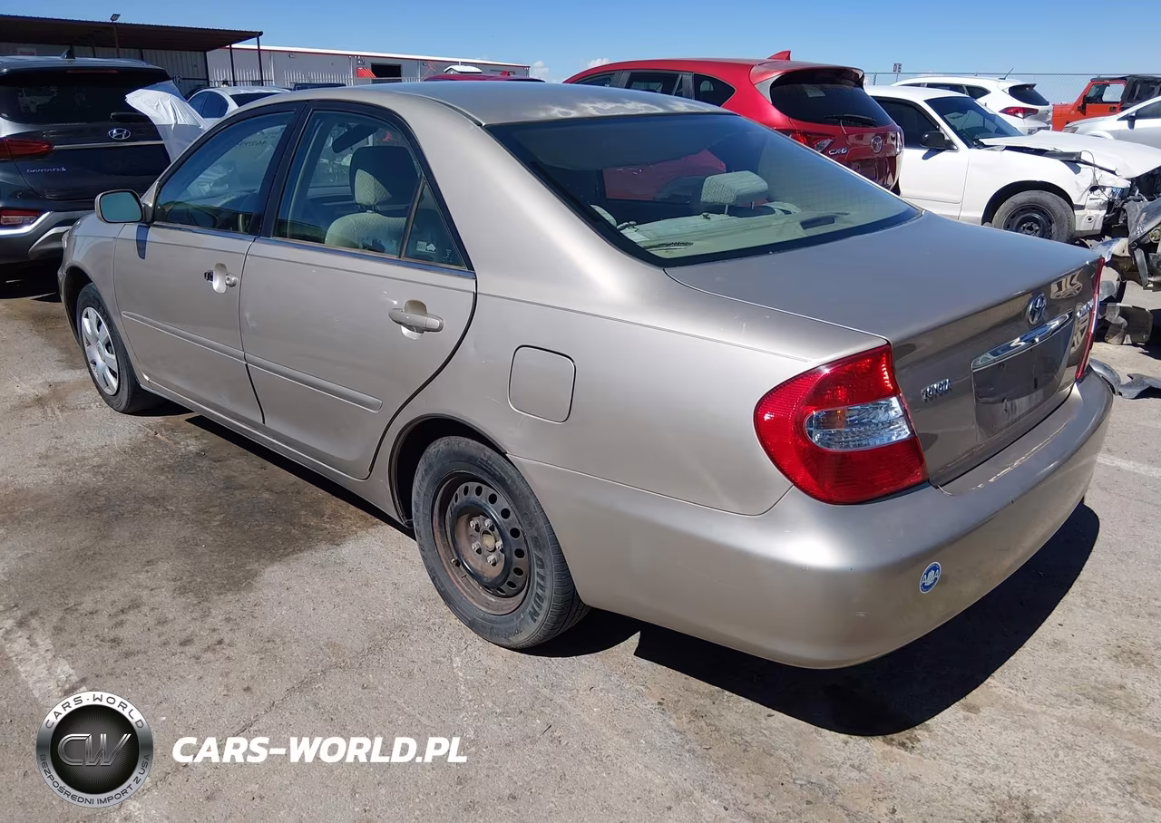 2003 Toyota Camry Le VIN:4T1BE32K33U227881 - 3