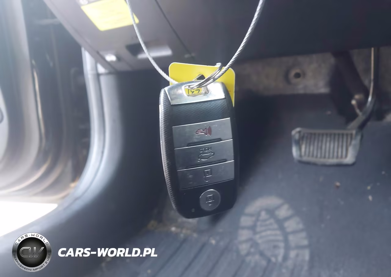 2021 Kia Rio 5-Door S VIN:3KPA25AD5ME376932 - 11