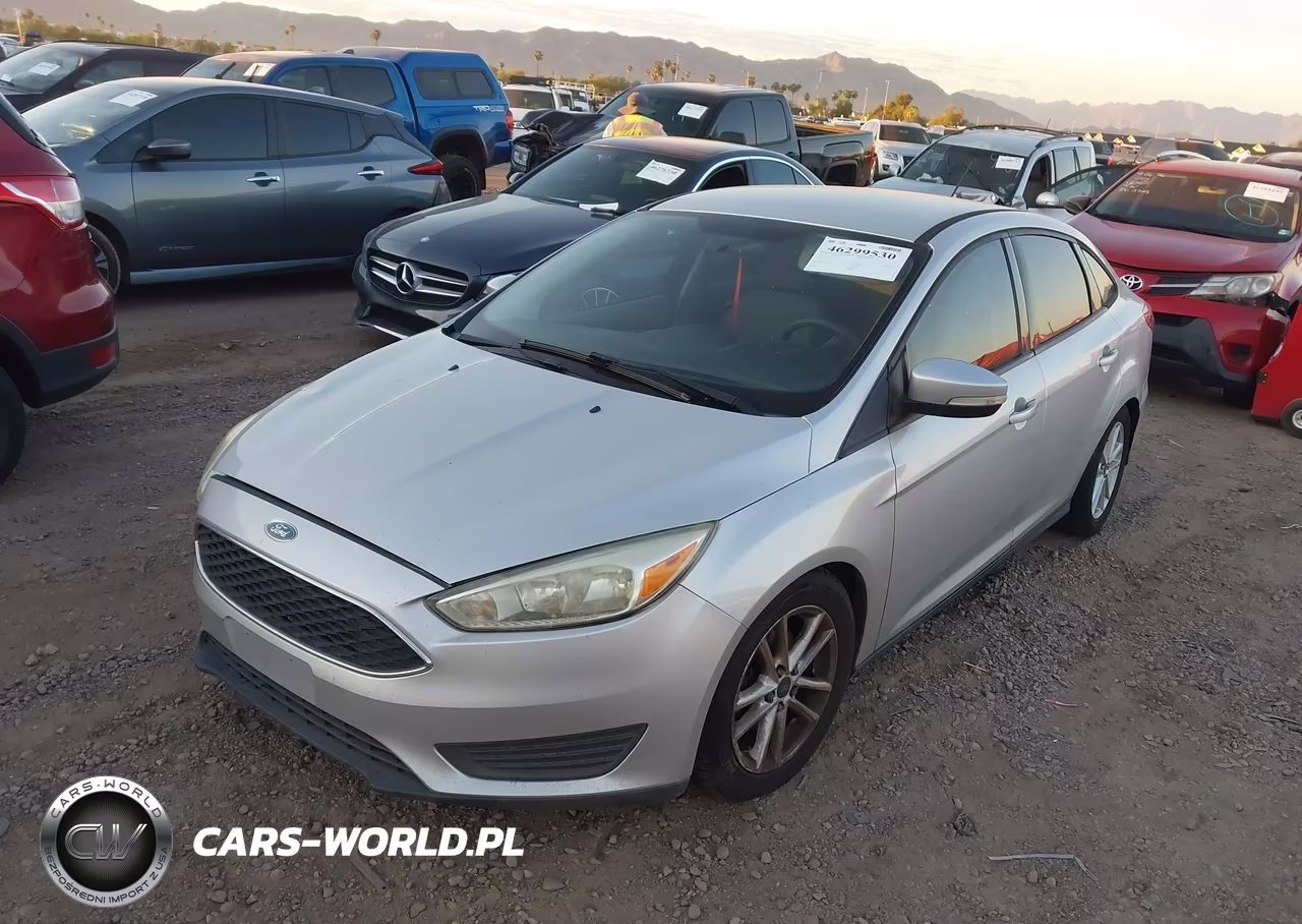 2015 Ford Focus Se VIN:1FADP3F22FL343333 - 2