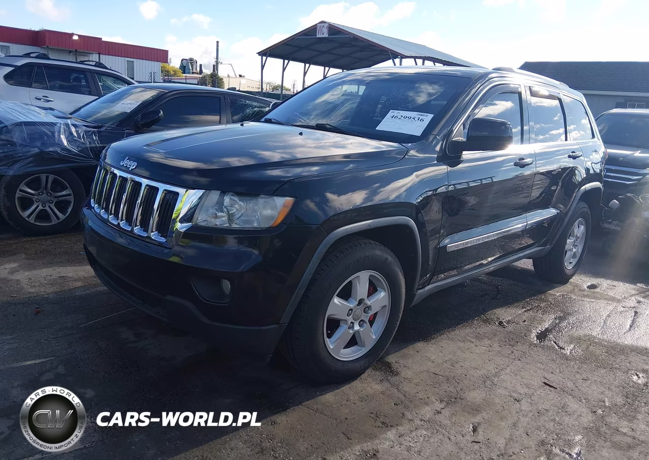 2011 Jeep Grand Cherokee Laredo VIN:1J4RR4GG5BC540608 - 2