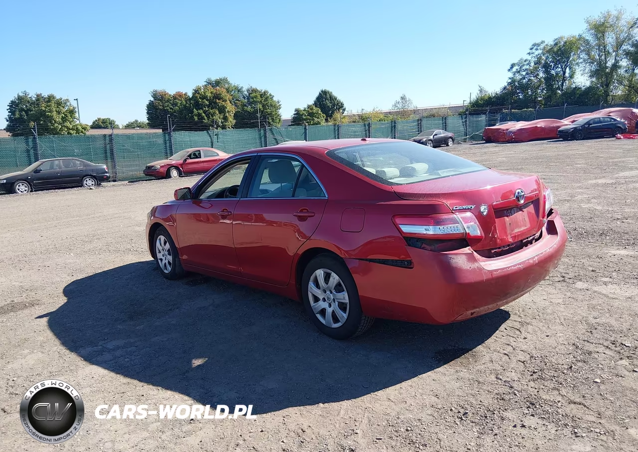 2010 Toyota Camry Le VIN:4T1BF3EK7AU543838 - 3