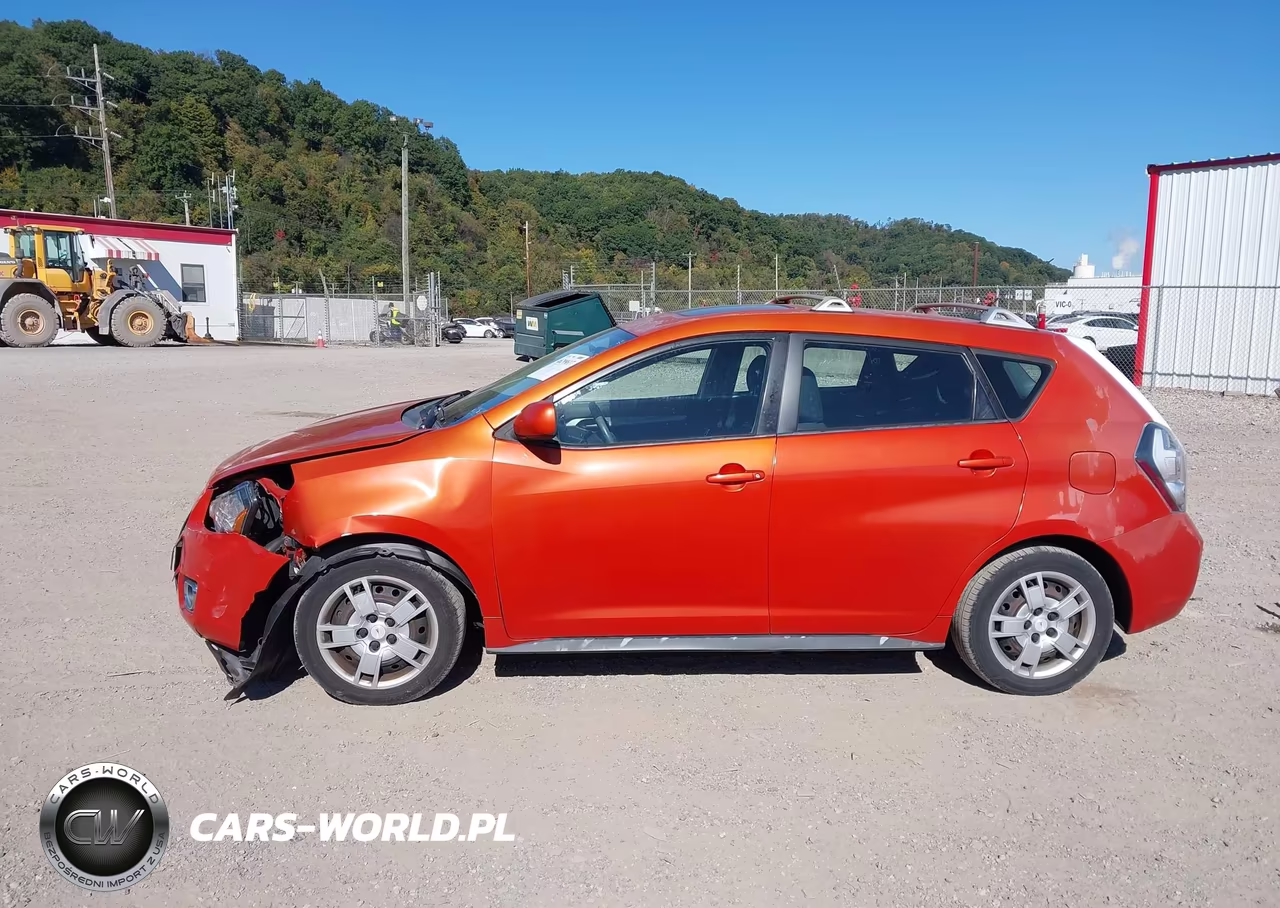 2010 Pontiac Vibe VIN:5Y2SM6E04AZ409382 - 14
