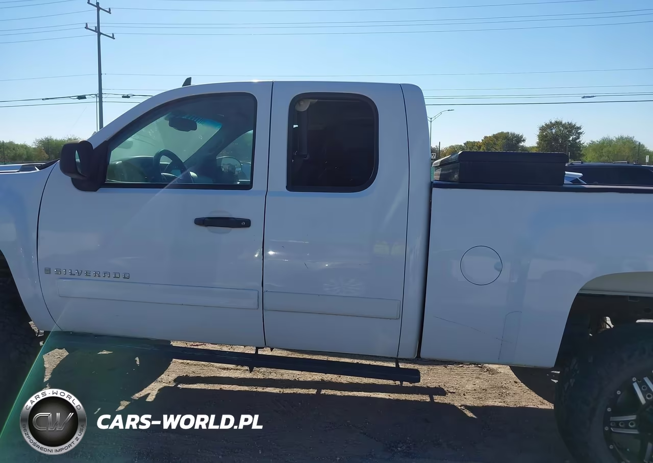 2008 Chevrolet Silverado VIN:1GCEC190X8Z236281 - 14