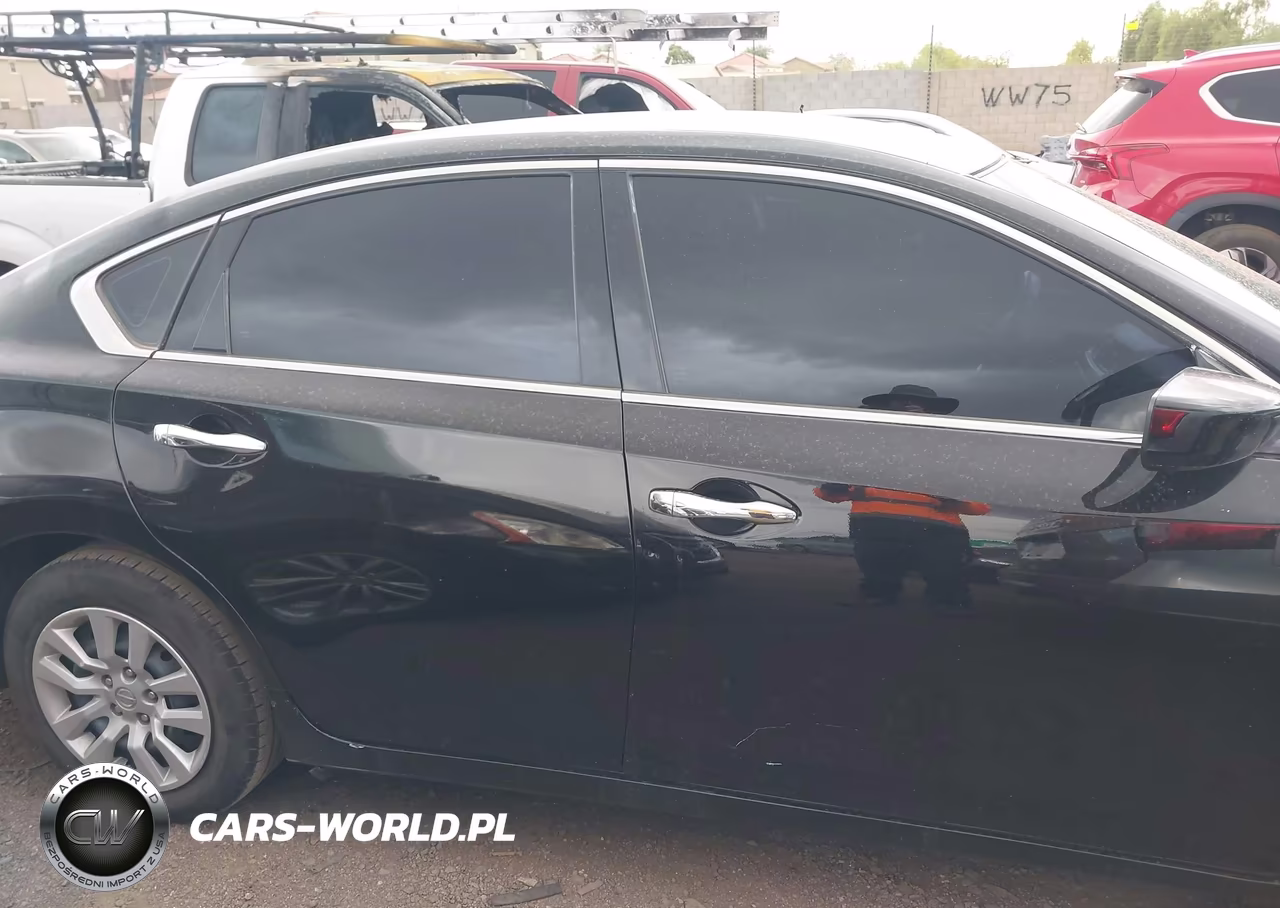 2018 Nissan Altima 2.5 S VIN:1N4AL3AP9JC115906 - 13