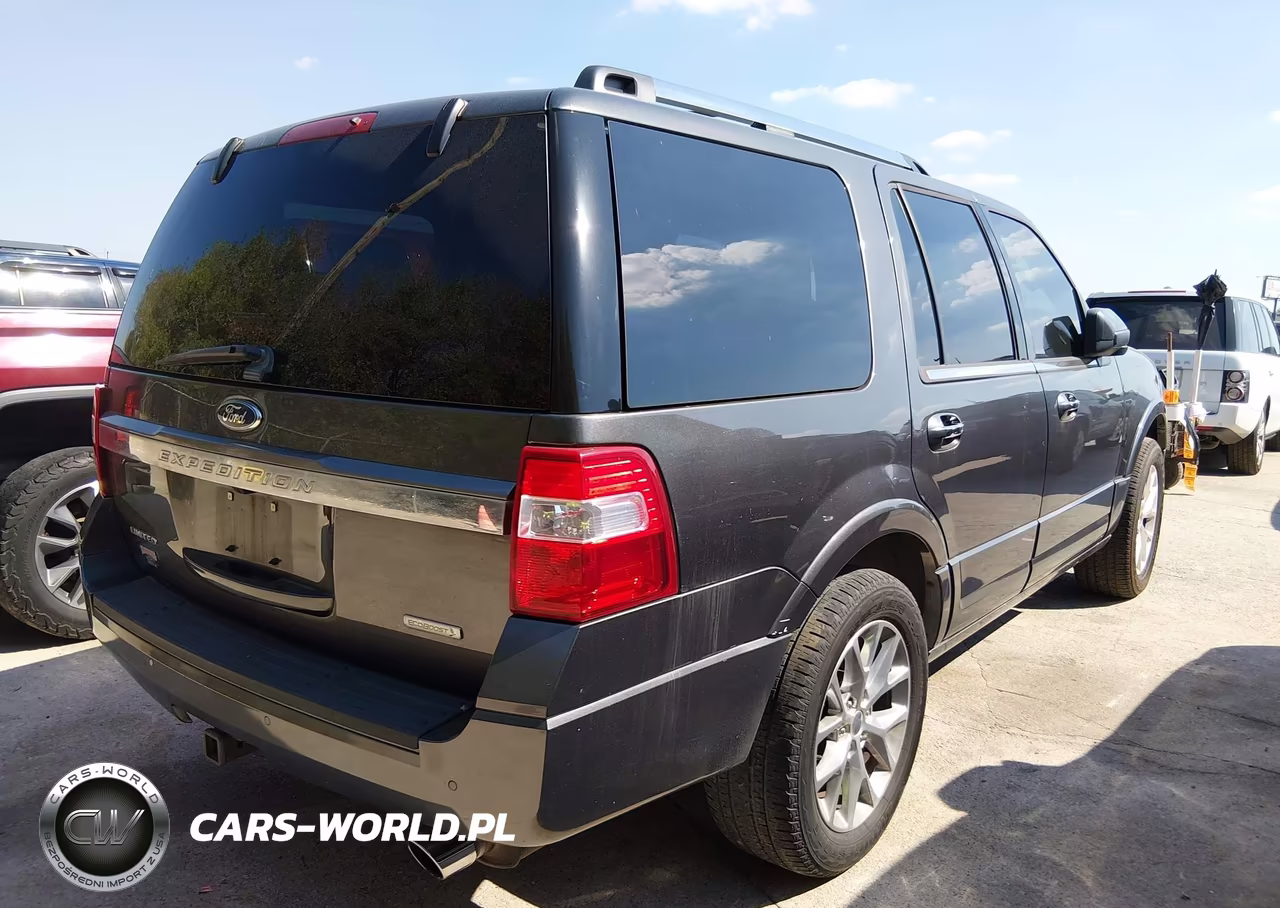 2015 Ford Expedition Limited VIN:1FMJU1KT9FEF28388 - 4