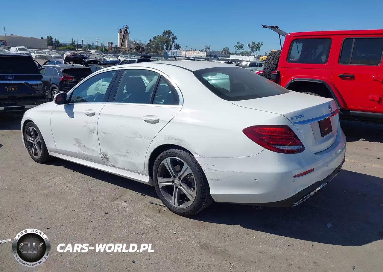 2017 Mercedes-Benz E 300 VIN:WDDZF4JB7HA080650 - 3