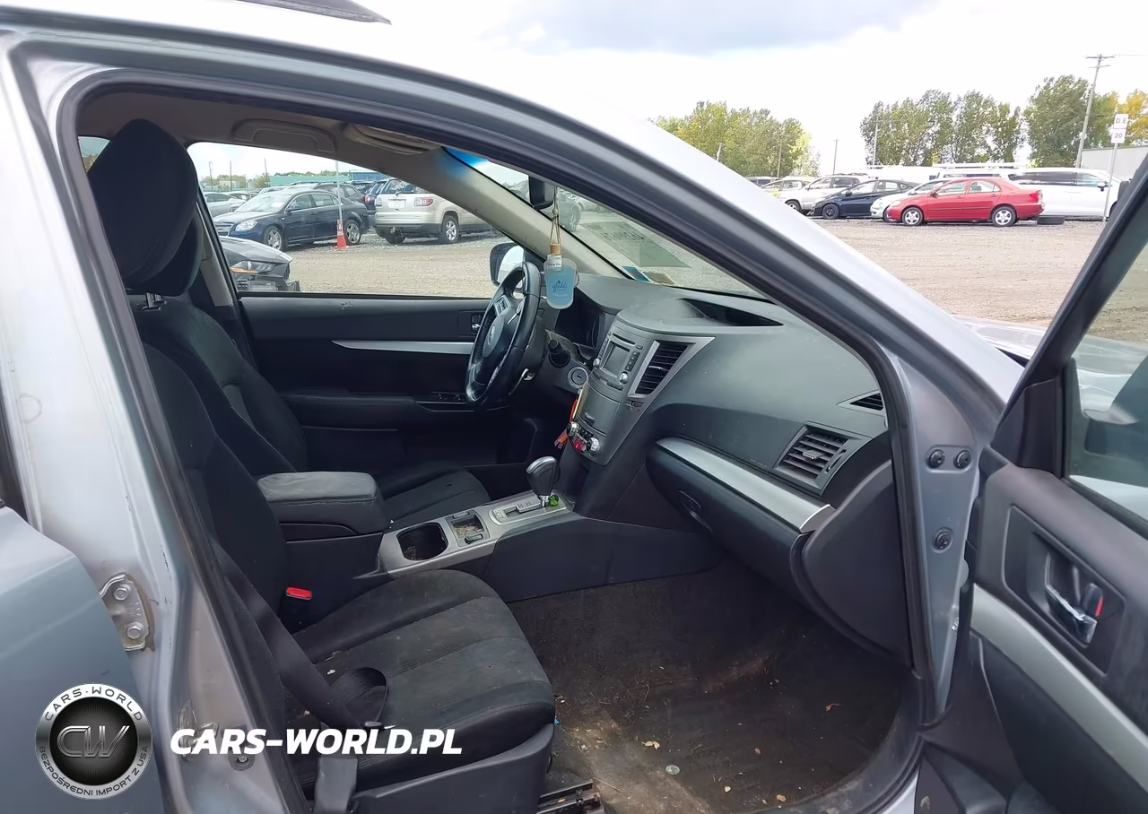 2014 Subaru Outback 2.5I Premium VIN:4S4BRBCC7E3322197 - 5