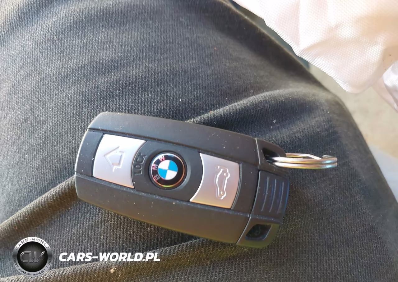 2008 BMW 328I VIN:WBAVA37528NL18817 - 11