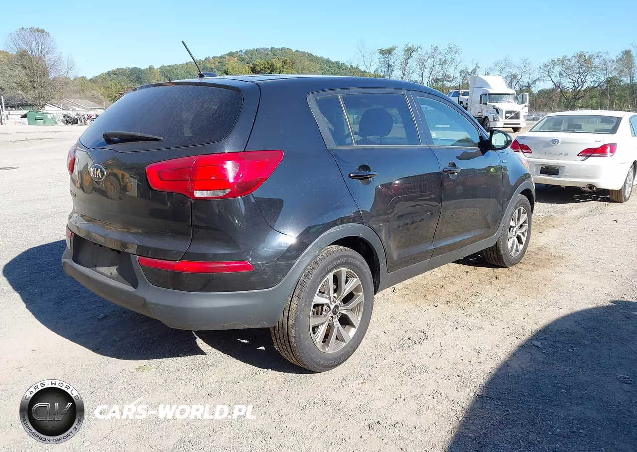 2016 Kia Sportage Lx VIN:KNDPBCAC9G7842310 - 4