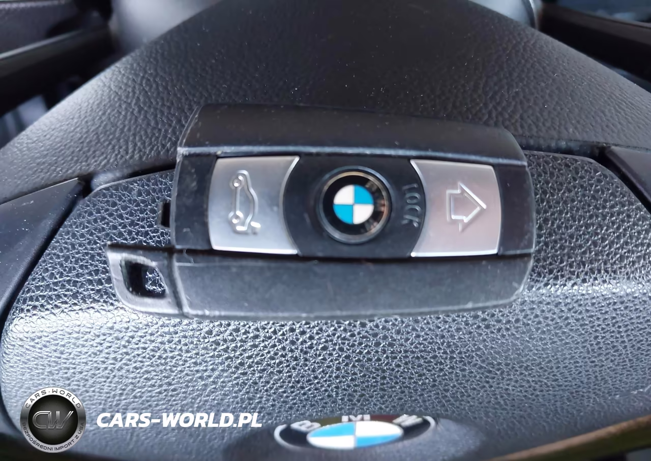 2011 BMW 328I VIN:WBAPH5C52BA444101 - 11