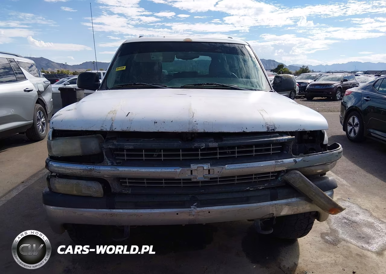 2004 Chevrolet Tahoe Ls VIN:1GNEK13Z64J271460 - 12