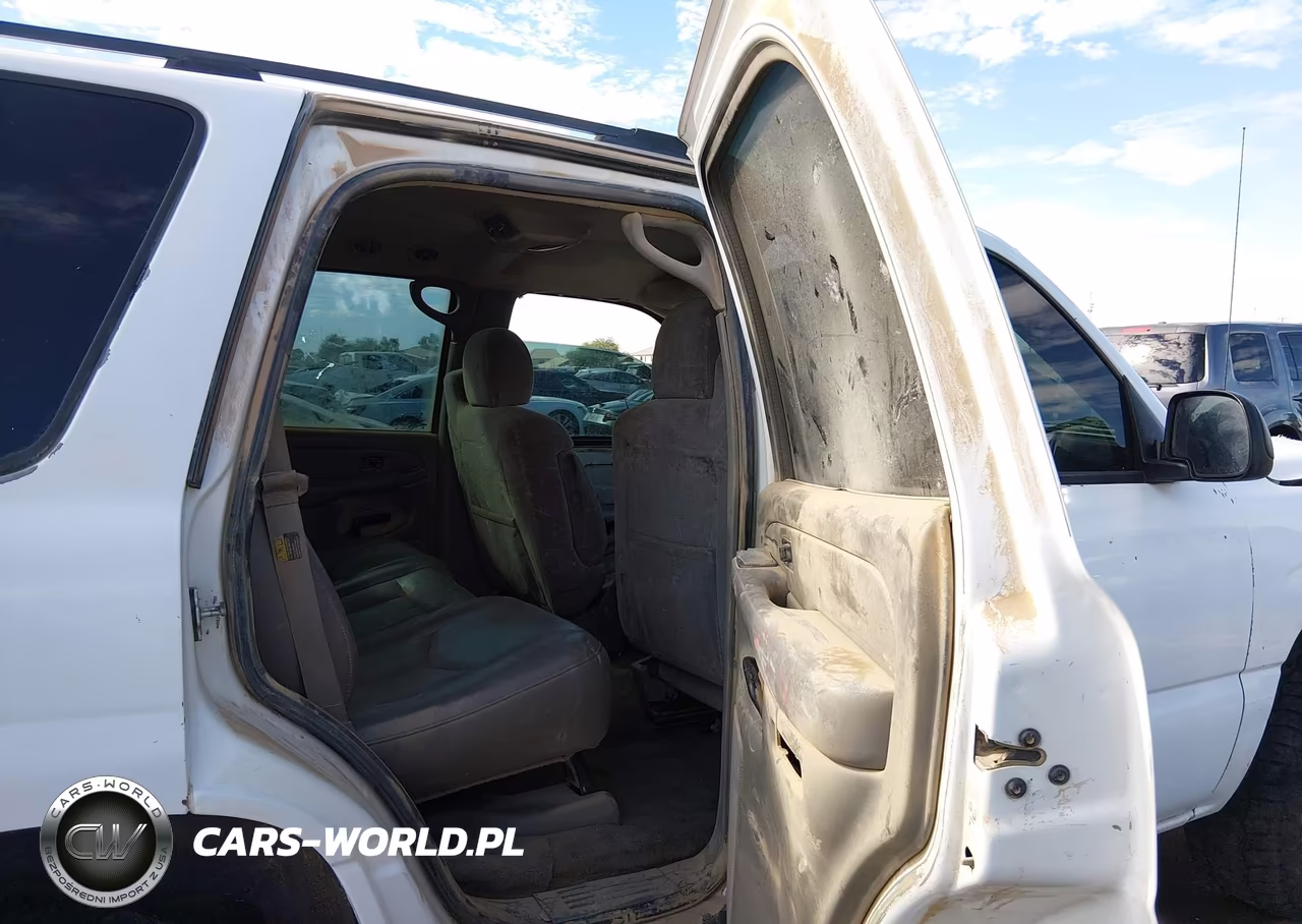 2004 Chevrolet Tahoe Ls VIN:1GNEK13Z64J271460 - 8