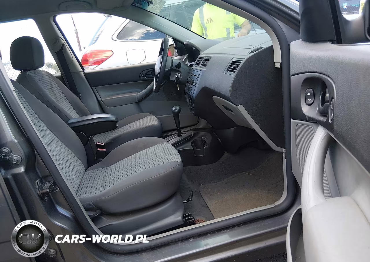 2006 Ford Focus Zxw VIN:1FAHP36N86W184585 - 5
