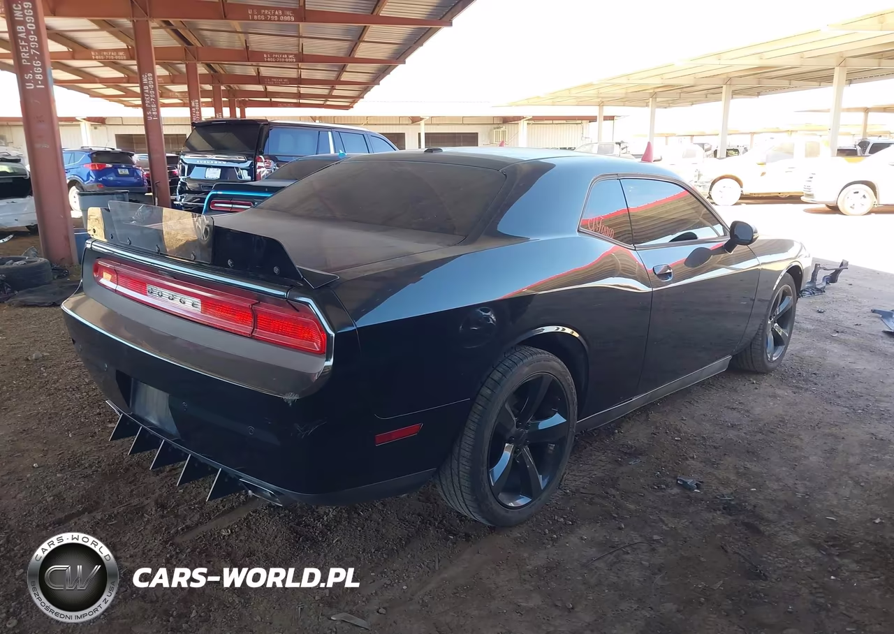 2014 Dodge Challenger Sxt VIN:2C3CDYAG6EH184900 - 4