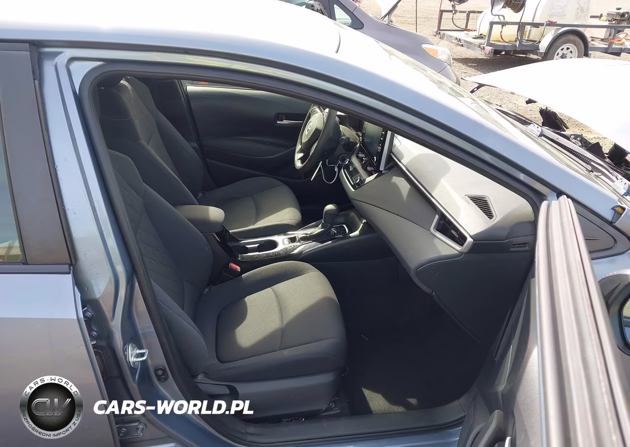 2020 Toyota Corolla Le VIN:JTDEPRAE8LJ030314 - 5