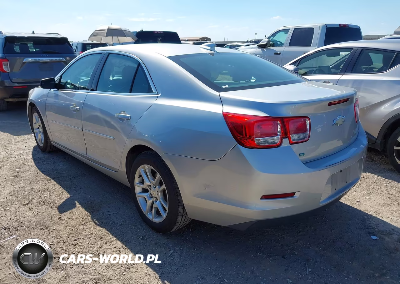 2015 Chevrolet Malibu 1Lt VIN:1G11C5SL1FF296760 - 3