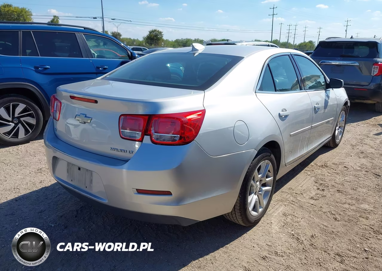 2015 Chevrolet Malibu 1Lt VIN:1G11C5SL1FF296760 - 4