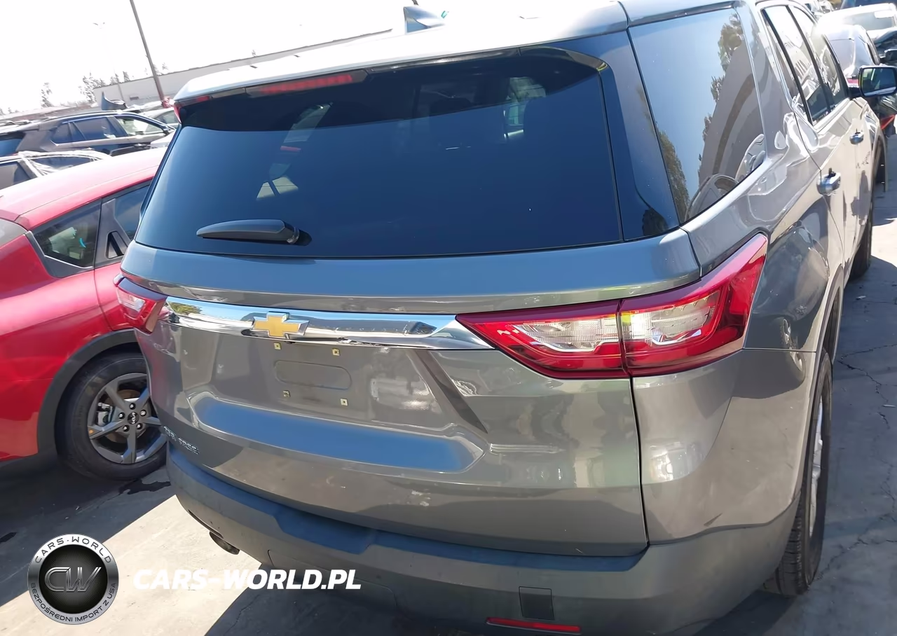 2018 Chevrolet Traverse Ls VIN:1GNERFKW7JJ124091 - 17
