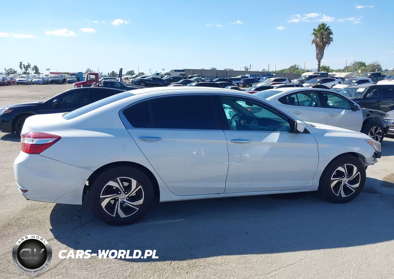 2017 Honda Accord Lx VIN:1HGCR2F33HA164981 - 13